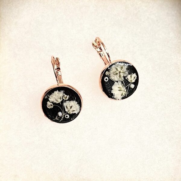 White flower earrings
