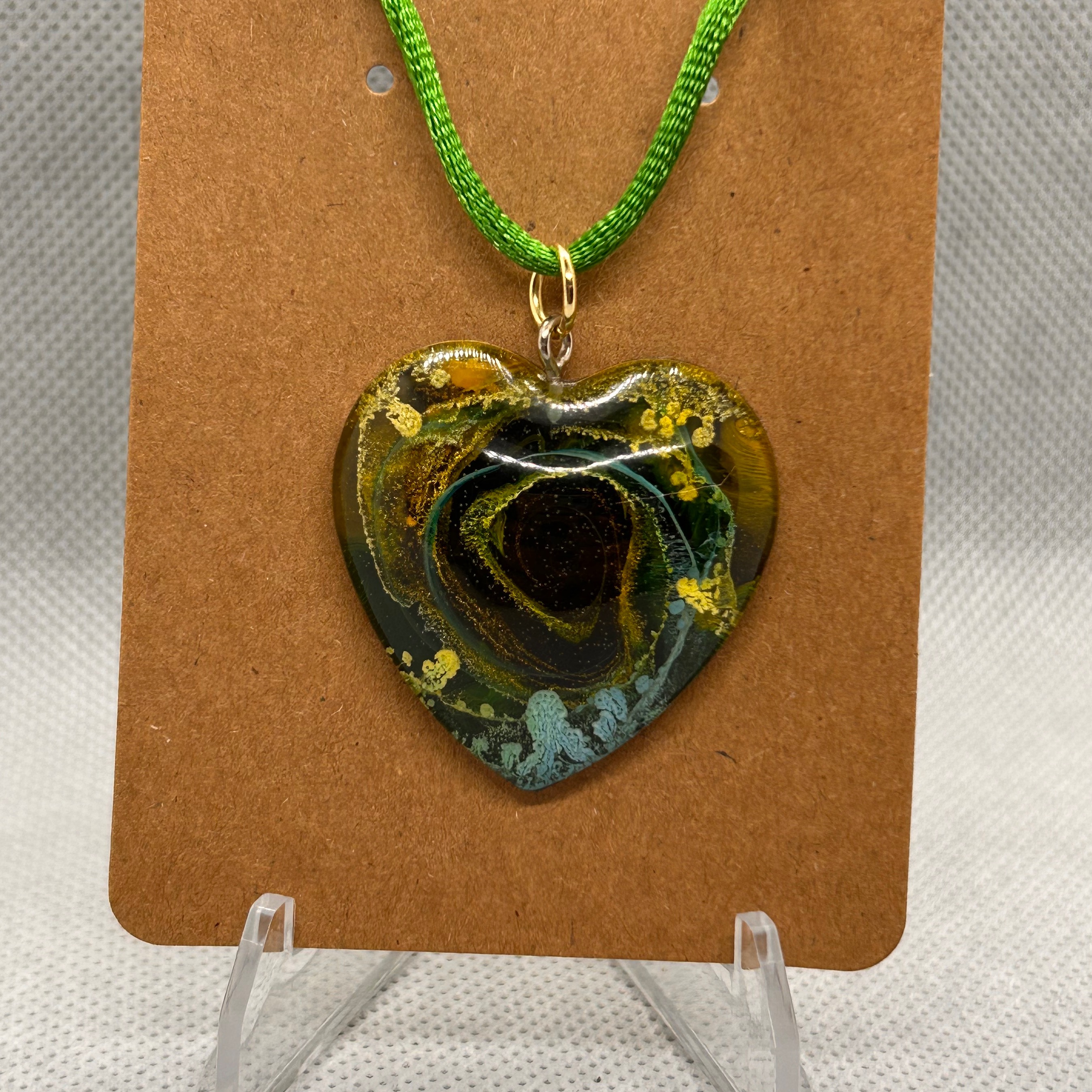 Petri Pendant